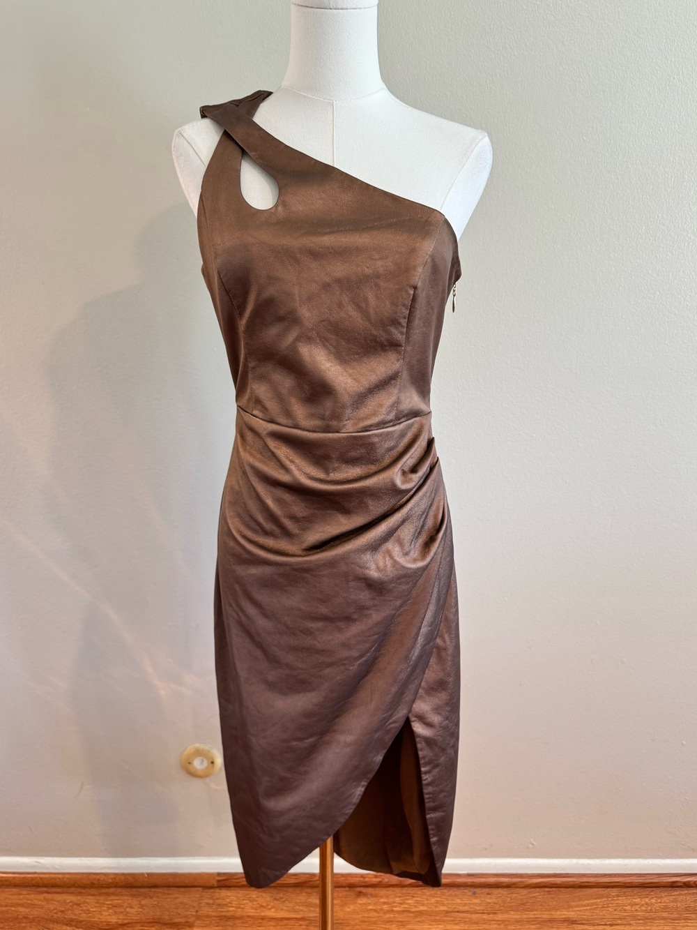 NWT Elliatt Brown One-Shoulder Cutout Midi Dress